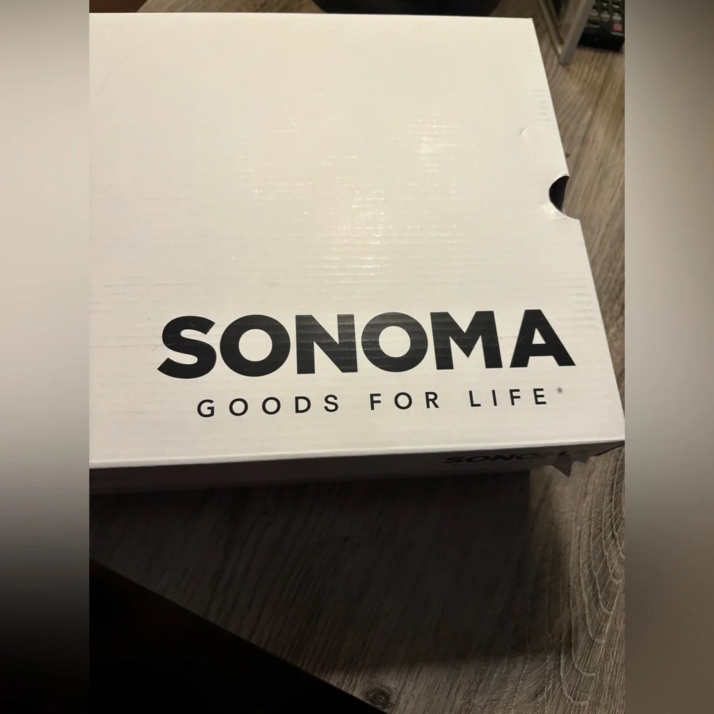 Girls Sonoma Goods for Life Shimmering Lace-Up Combat Boots size 5 NWT